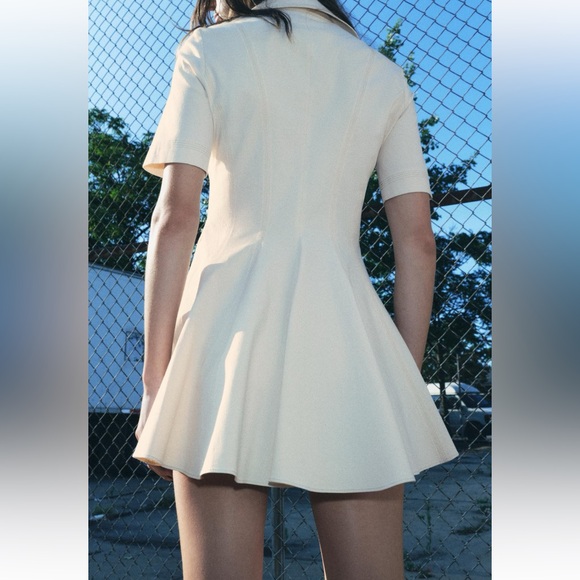 POLO COLLAR TOPSTITCH
ECRU - REF. 8795/653 size SMALL - Picture 5 of 6